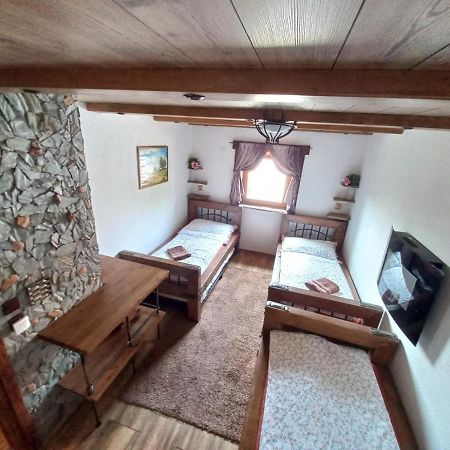 V Zajecskej Vezi Apartment Zajeci ภายนอก รูปภาพ