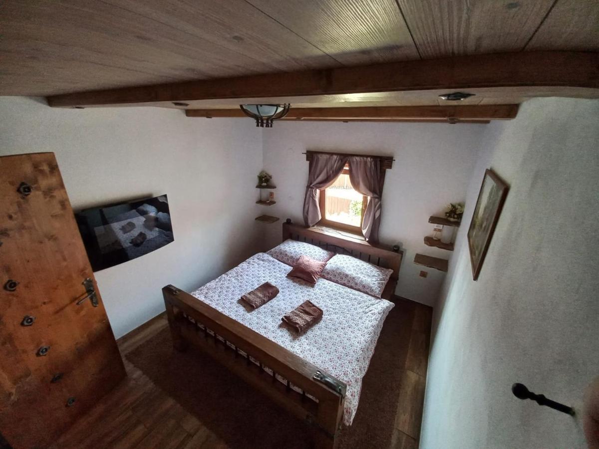 V Zajecskej Vezi Apartment Zajeci ภายนอก รูปภาพ