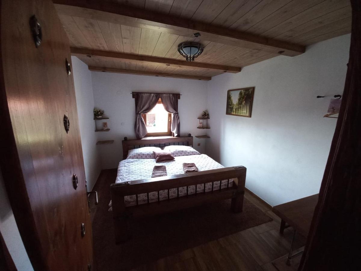 V Zajecskej Vezi Apartment Zajeci ภายนอก รูปภาพ